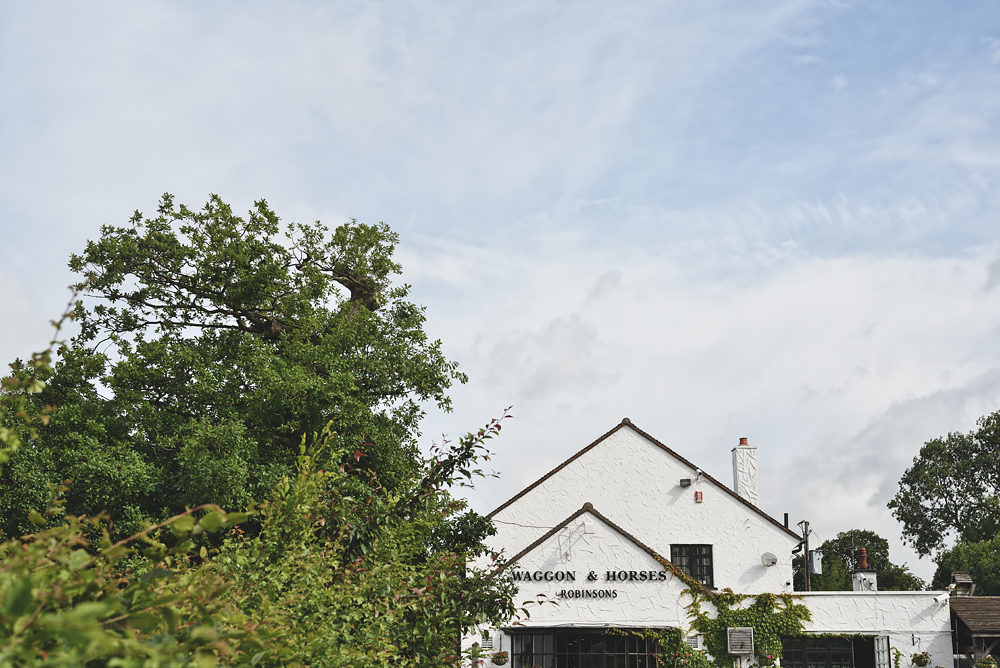 Wagon & Horses Pub - Sandhole Oak Barn Wedding