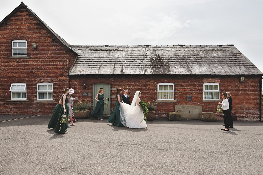 Sandhole Oak Barn Wedding