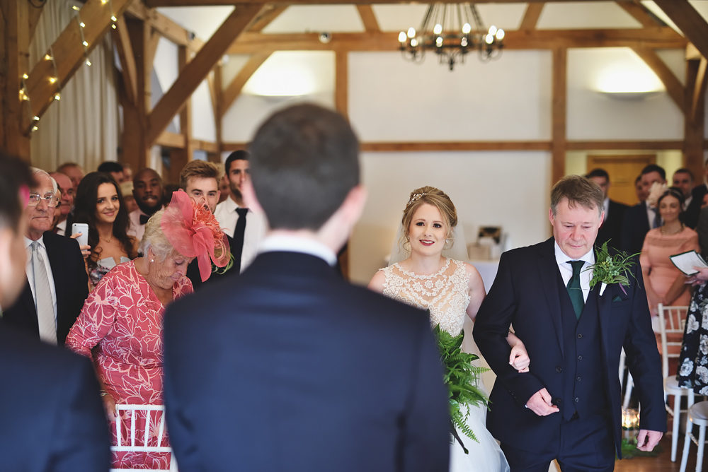 First look - Sandhole Oak Barn Wedding