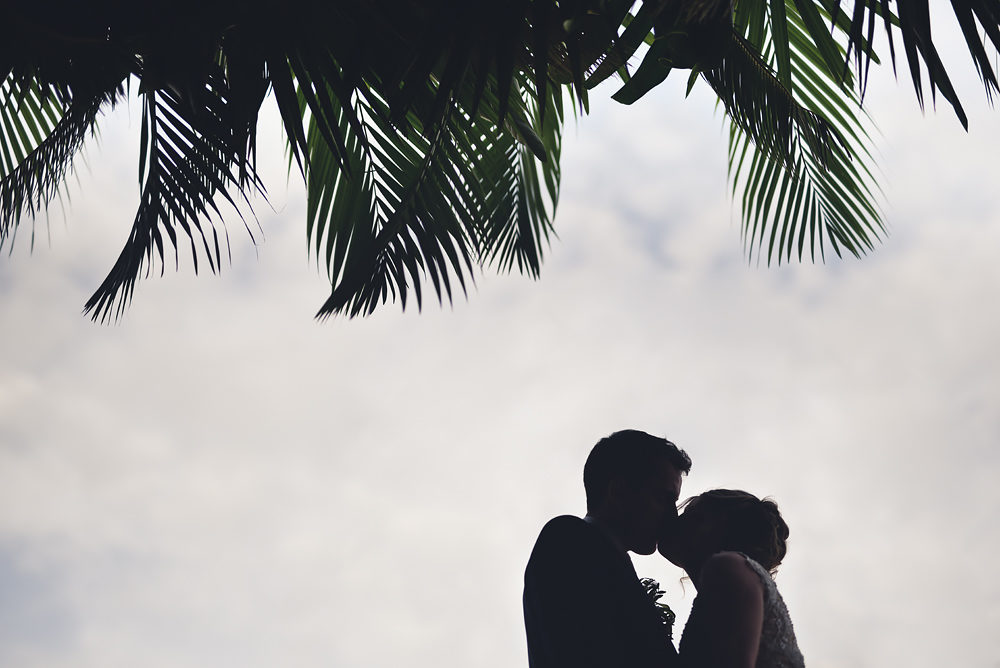 Kiss - Sandhole Oak Barn Wedding